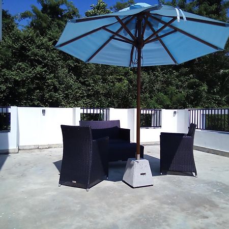 The Moose Weligama Bed & Breakfast Bagian luar foto