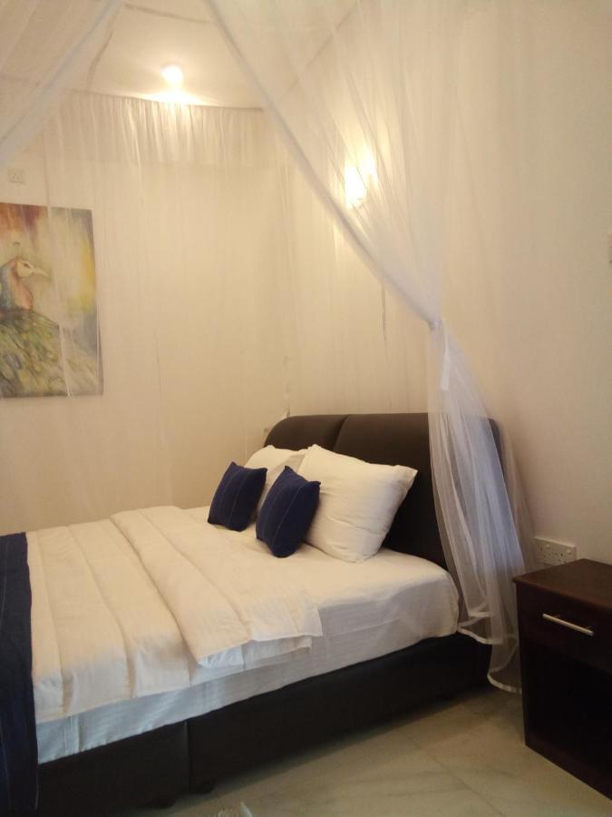 The Moose Weligama Bed & Breakfast Bagian luar foto