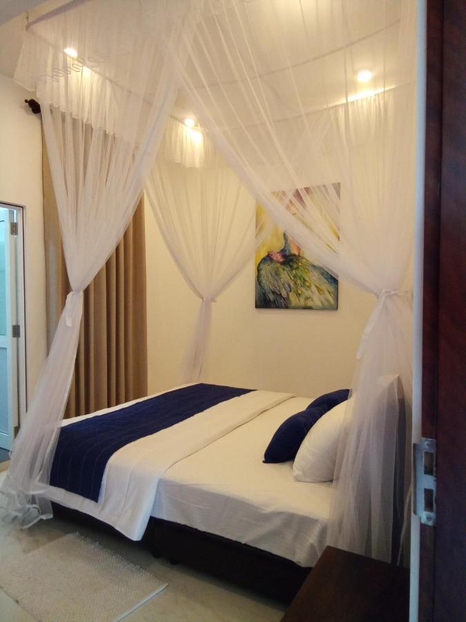 The Moose Weligama Bed & Breakfast Bagian luar foto