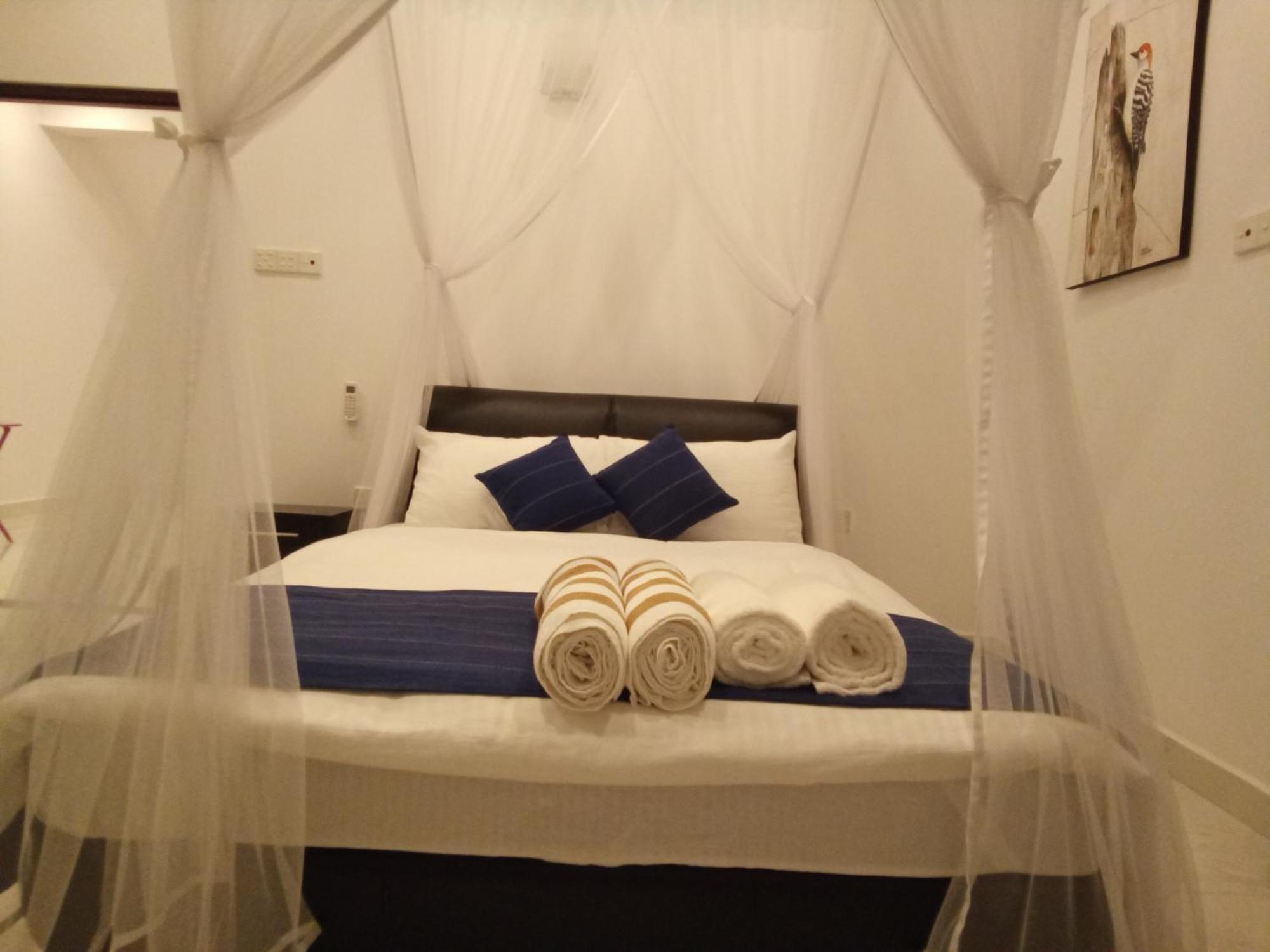 The Moose Weligama Bed & Breakfast Bagian luar foto