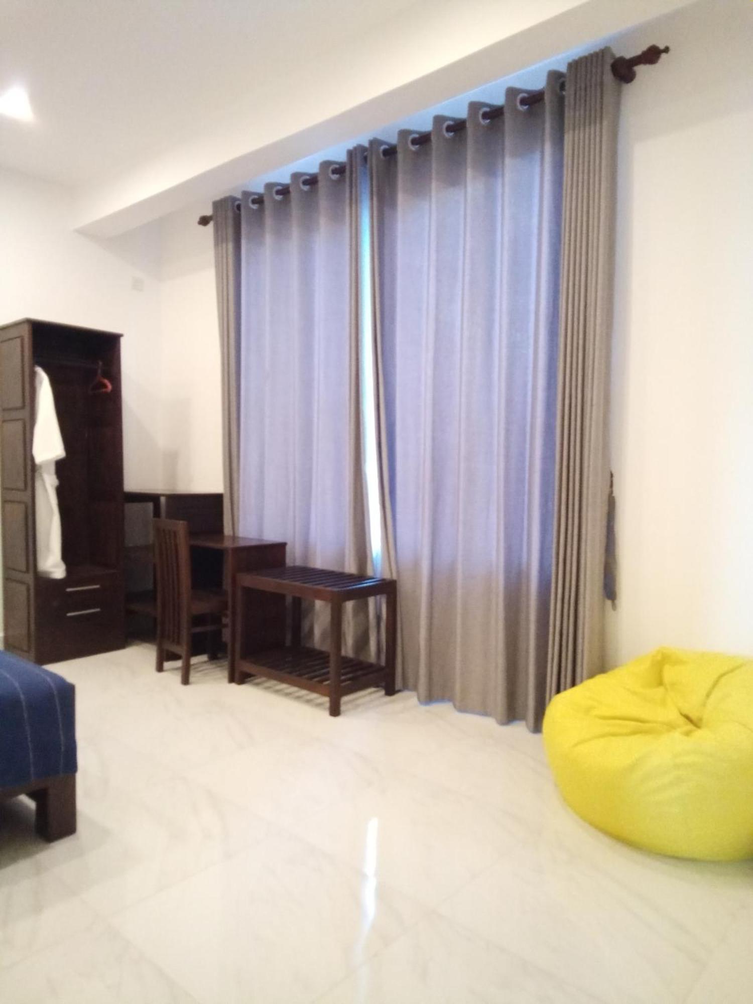 The Moose Weligama Bed & Breakfast Bagian luar foto